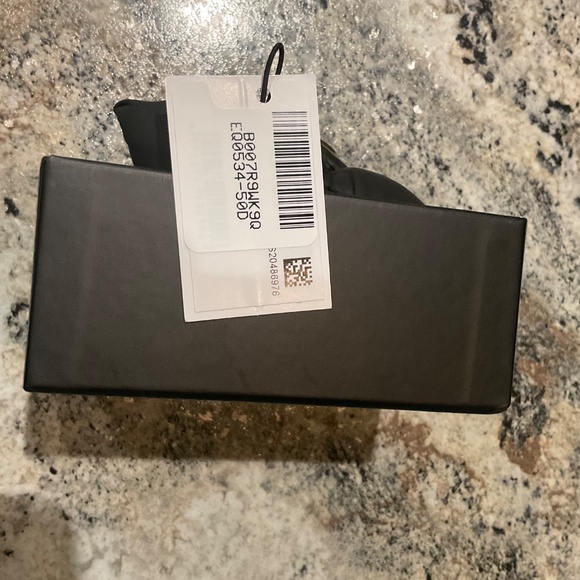 Citizen Quartz Mother Of Pear Dial Women's Two Tone Watch EQ0534-50D NWT - Picture 3 of 3